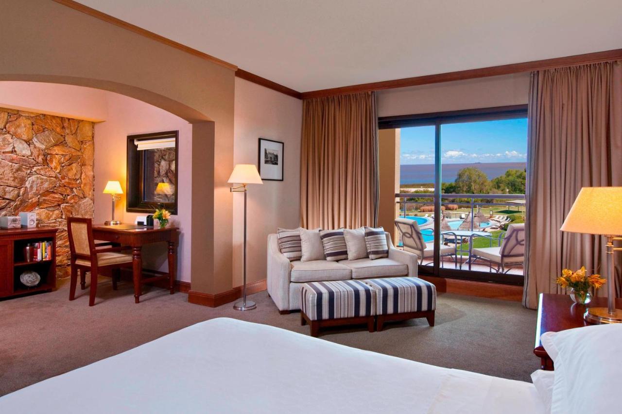 Sheraton Colonia Golf & Spa Resort Colonia del Sacramento Extérieur photo A room at the Sheraton Vistana Resort
